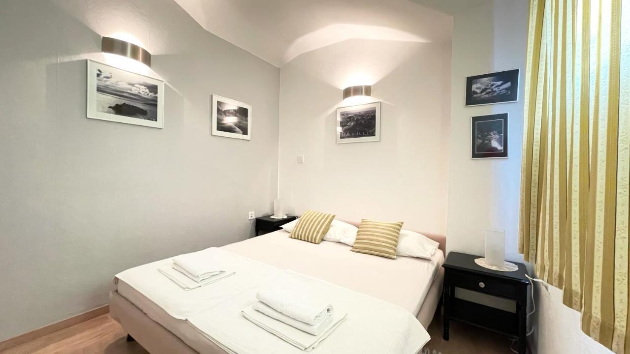 Apartments Antonela Sveti Stefan Eksteriør bilde